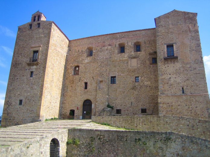 castello_dei_ventimiglia