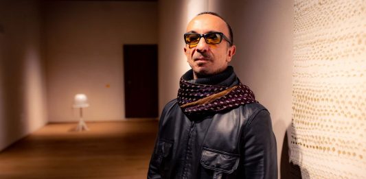 È morto a 51 anni il performer e videoartista Luca Sivelli Luca Sivelli