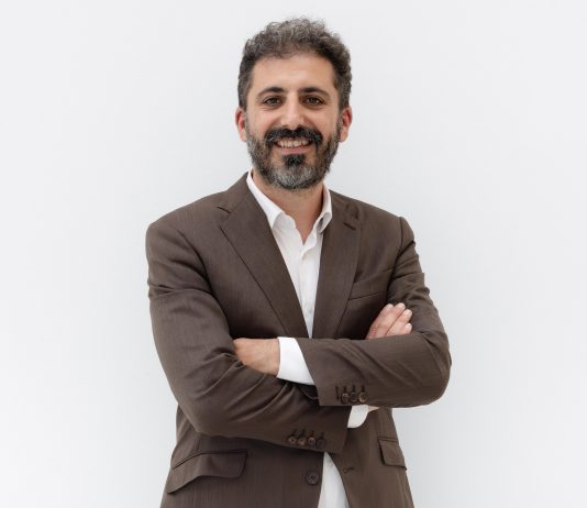 Pietro Vallone nuovo presidente ANGAMC: cambio di guida per le gallerie italiane Pietro Vallone ANGAMC