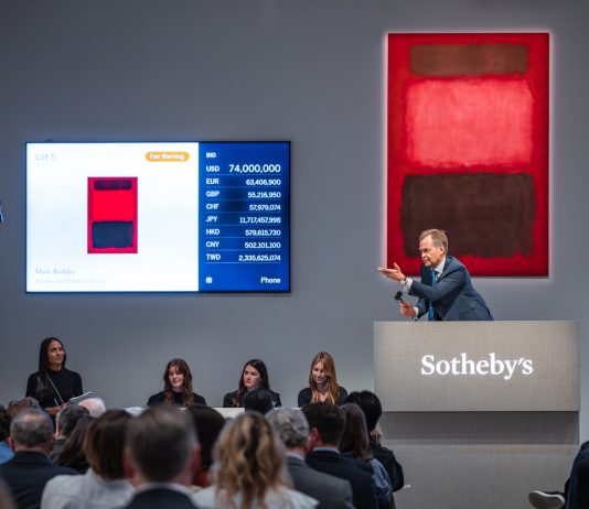 Rothko incendia Sotheby’s: $ 85,8 milioni per il capolavoro in rosso della collezione Mnuchin rothko rosso record asta