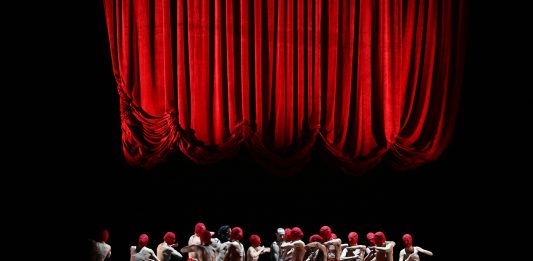 Otello, Macbeth e Falstaff: Monica Casadei mette in danza la brama del potere
