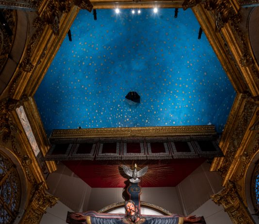 Il Volto Santo di Lucca torna visibile al pubblico: la storia del lungo restauro