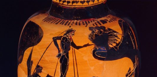 Una mostra al Museo Archeologico di Napoli racconta il mito della sirena