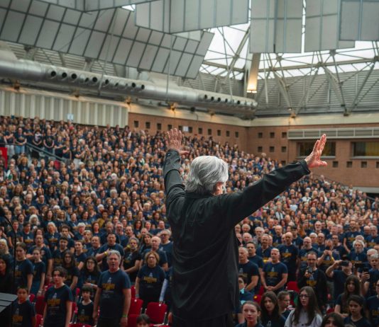 Riccardo Muti e le 3546 voci di Ravenna: una lezione di musica e comunità Riccardo Muti, Cantare amantis est, Ravennafestival 2026, ph. Marco Borrelli