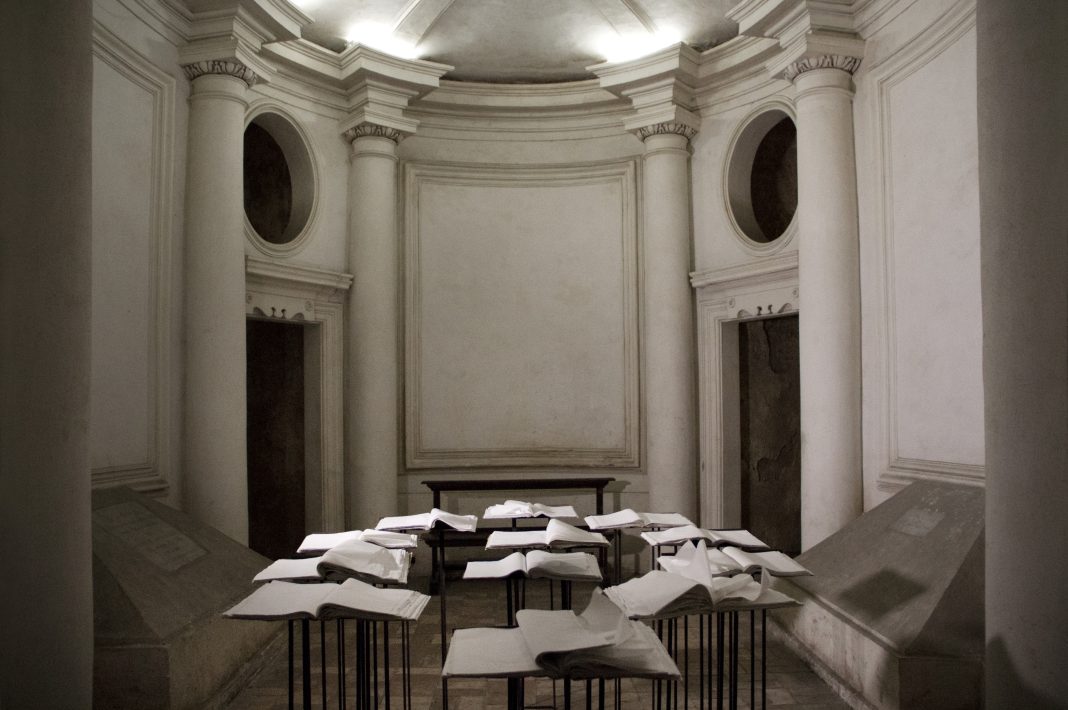 Gregorio Botta, Grecale, 2019, Cripta Borromini della chiesa San Giovanni dei Fiorenti, Roma, Ph. Rubina Brugugnoli