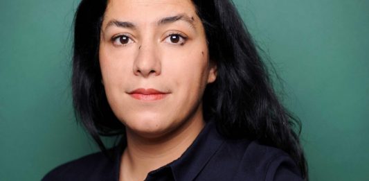È morta Marjane Satrapi: con Persepolis raccontò l’Iran al mondo Marjane Satrapi