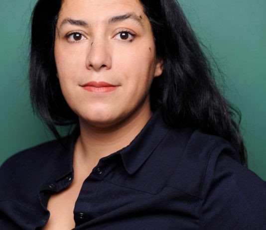 È morta Marjane Satrapi: con Persepolis raccontò l’Iran al mondo Marjane Satrapi