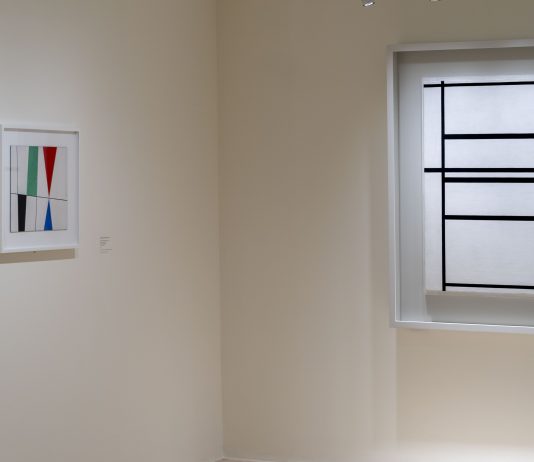 Dietro le linee di Mondrian: il restauro accende una nuova luce su un capolavoro Piet Mondrian, Composizione n. 1 con grigio e rosso 1938 / Composizione con rosso 1939, Peggy Guggenheim Collection, Ph. Matteo De Fina