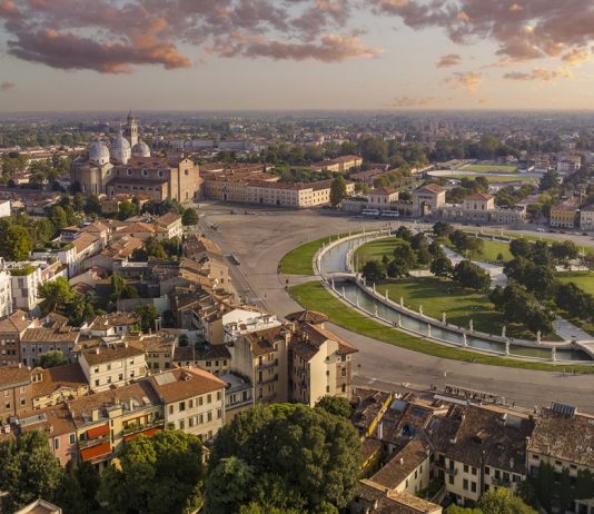 Padova 2028: Cattelan guida la candidatura a Capitale dell’arte contemporanea