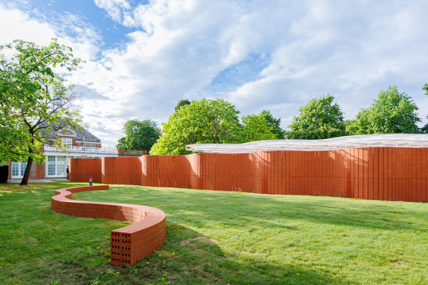 serpentine pavilion lanza