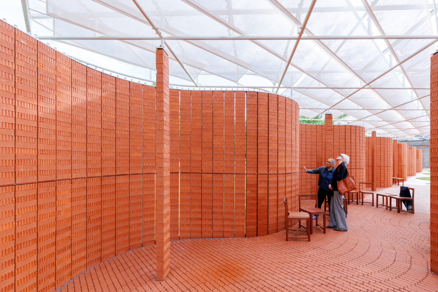 serpentine pavilion lanza
