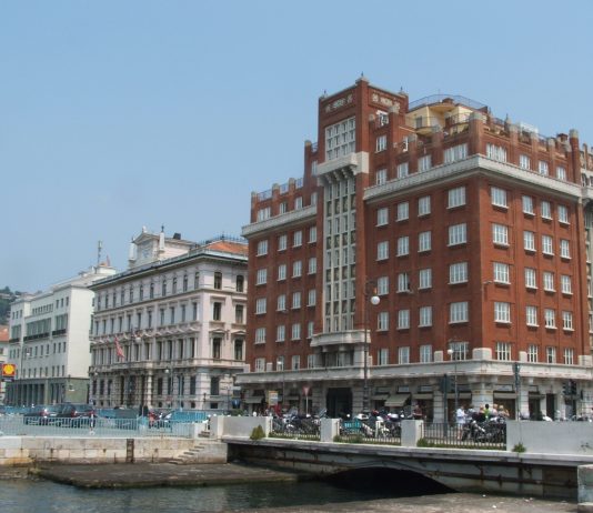Archivissima 2026: l’Archivio Generali apre le porte del grattacielo rosso di Trieste