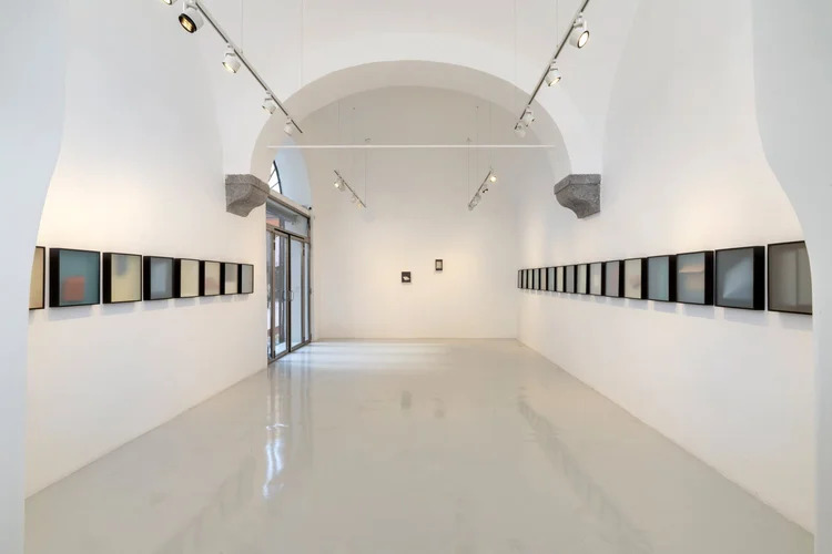 Alfredo Maiorino, Geometrie Variabili, veduta della mostra, Studio Trisorio, Napoli, 2026, ph Francesco Squeglia