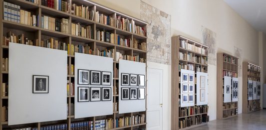 Il caso Jan Fabre negli archivi pubblici: a Lecce si apre il dibattito su etica e patrimonio culturale archivio jan fabre