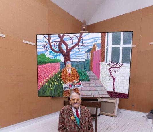 David Hockney è morto a 88 anni: addio all’artista che inseguiva la luce e la libertà