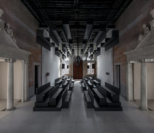 Come algoritmi e piattaforme stanno cambiando l’arte: una mostra a Venezia algoritmi mostra