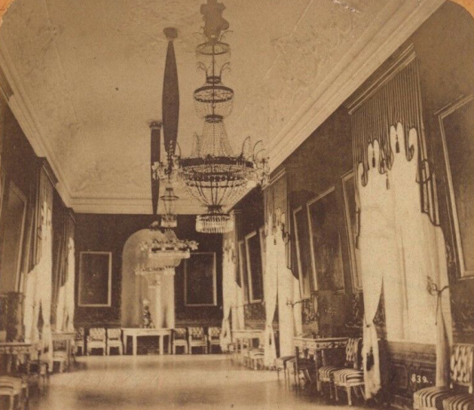 Napoli, la Reggia di Portici ritrova il suo splendore, con il restauro del Piano Nobile reggia di portici