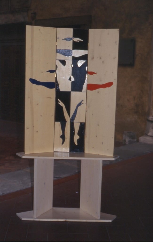 Tamara Donatihttps://www.exibart.com/repository/media/eventi/2003/10/tamara-donati.jpg