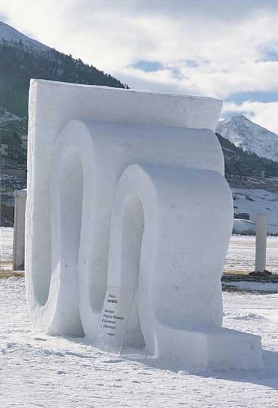 Art in Ice – Sculture di Nevehttps://www.exibart.com/repository/media/eventi/2003/12/art-in-ice-8211-sculture-di-neve.jpg