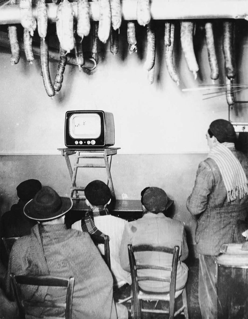 Immagine Raihttps://www.exibart.com/repository/media/eventi/2004/03/immagine-rai.jpg