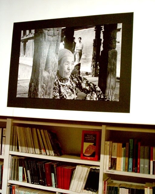 Daniele Ottobre – Fuori di sethttps://www.exibart.com/repository/media/eventi/2004/05/daniele-ottobre-8211-fuori-di-set.jpg