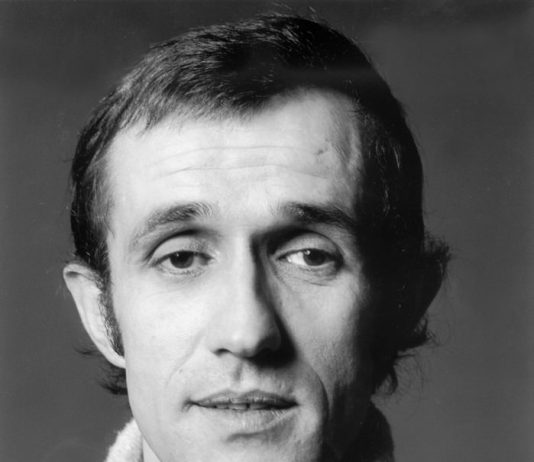 Elisabetta Catalano – Action Portrait Elisabetta Catalano – Action Portrait