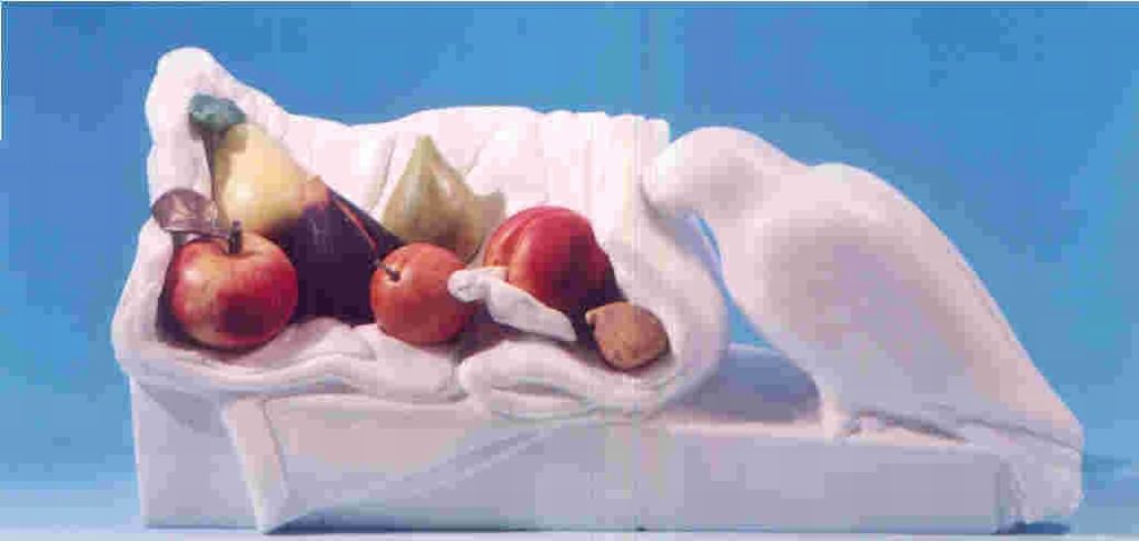 A tavola con…https://www.exibart.com/repository/media/eventi/2004/08/a-tavola-con8230.jpg