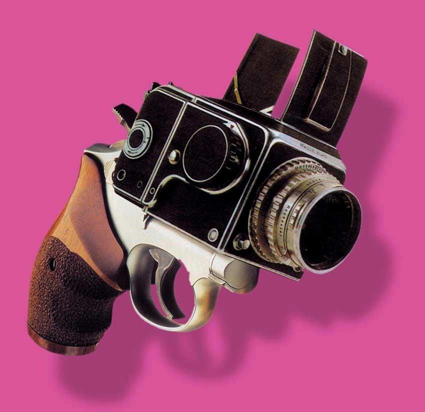 A vostro rischio e pericolohttps://www.exibart.com/repository/media/eventi/2004/11/a-vostro-rischio-e-pericolo.jpg