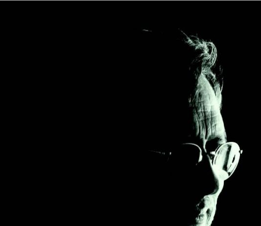 Antonio Nocera – Fiabe, Lune, Teatrini Antonio Nocera – Fiabe, Lune, Teatrini