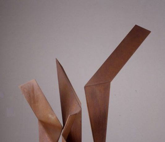 Paolo Minoli – Asteria…tra le pieghe del vento e la porta delle stelle Paolo Minoli – Asteria…tra le pieghe del vento e la porta delle stelle