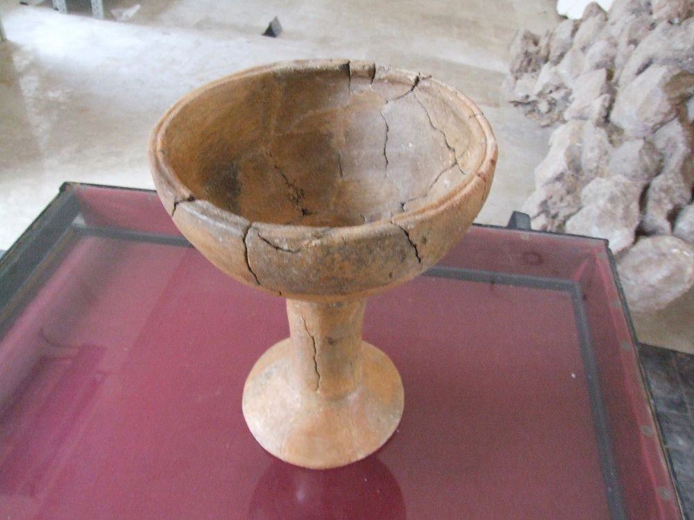 Reperti archeologici restaurati del sito preistorico di Mokartahttps://www.exibart.com/repository/media/eventi/2004/12/reperti-archeologici-restaurati-del-sito-preistorico-di-mokarta.jpg