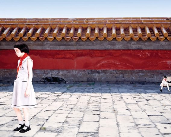 Out of the Red II. The photographic sessionhttps://www.exibart.com/repository/media/eventi/2005/02/out-of-the-red-ii.-the-photographic-session.jpg