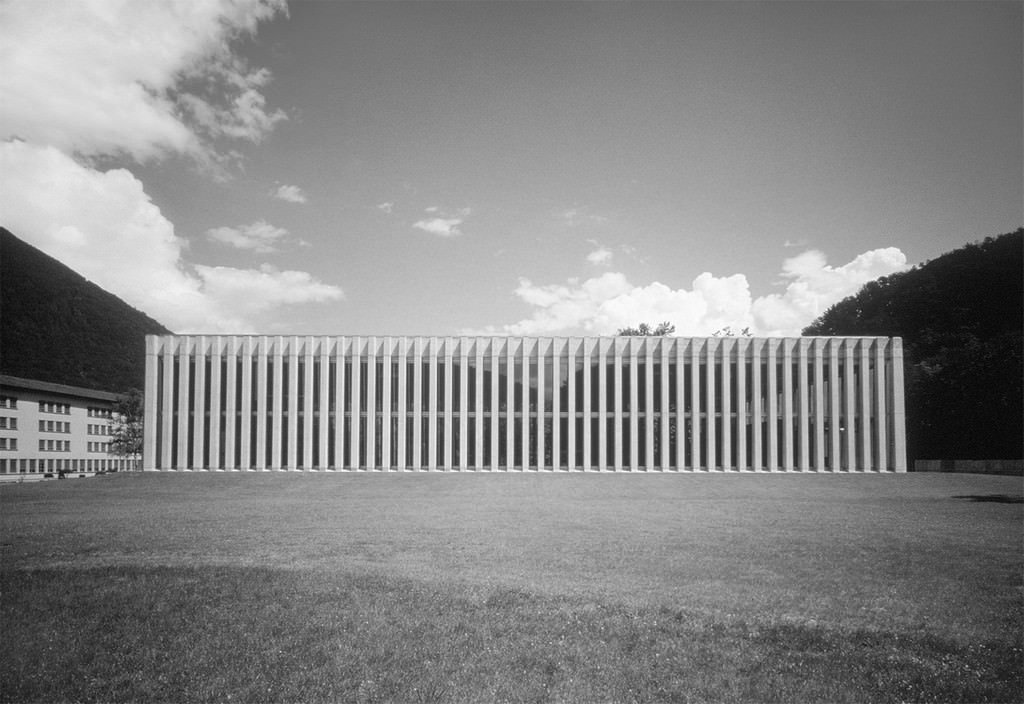 Costruzioni federalihttps://www.exibart.com/repository/media/eventi/2005/04/costruzioni-federali.jpg