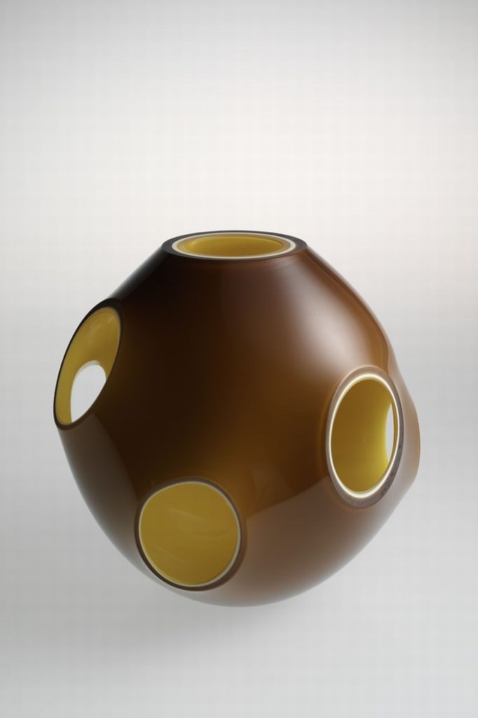 Emmanuel Babled – Toyshttps://www.exibart.com/repository/media/eventi/2005/04/emmanuel-babled-8211-toys.jpg