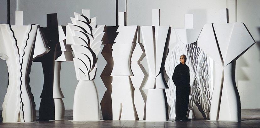 Flavio Lucchini – Dress-memoryhttps://www.exibart.com/repository/media/eventi/2005/04/flavio-lucchini-8211-dress-memory.jpg