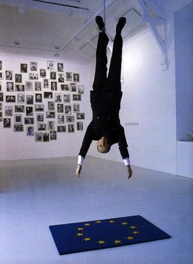 Azioni e trattazioni –  Arte ed economia in epoca di postfordismo