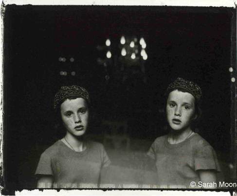 Sarah Moon – Le fil rouge