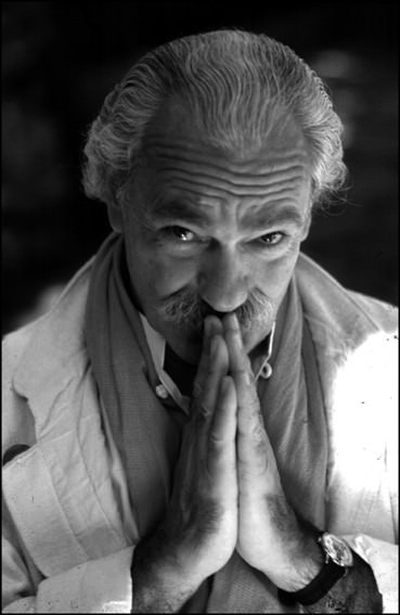 Vincenzo Cottinelli – Omaggio a Tiziano Terzani: fotografie di un’amiciziahttps://www.exibart.com/repository/media/eventi/2005/05/vincenzo-cottinelli-8211-omaggio-a-tiziano-terzani-fotografie-di-un8217amicizia.jpg