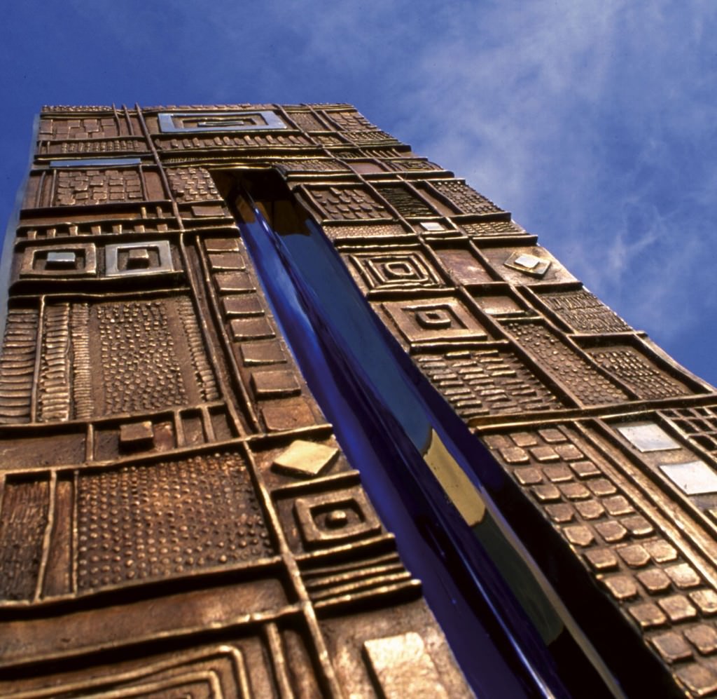 Gianmaria Potenza – 50 anni d’artehttps://www.exibart.com/repository/media/eventi/2005/06/gianmaria-potenza-8211-50-anni-d8217arte.jpg