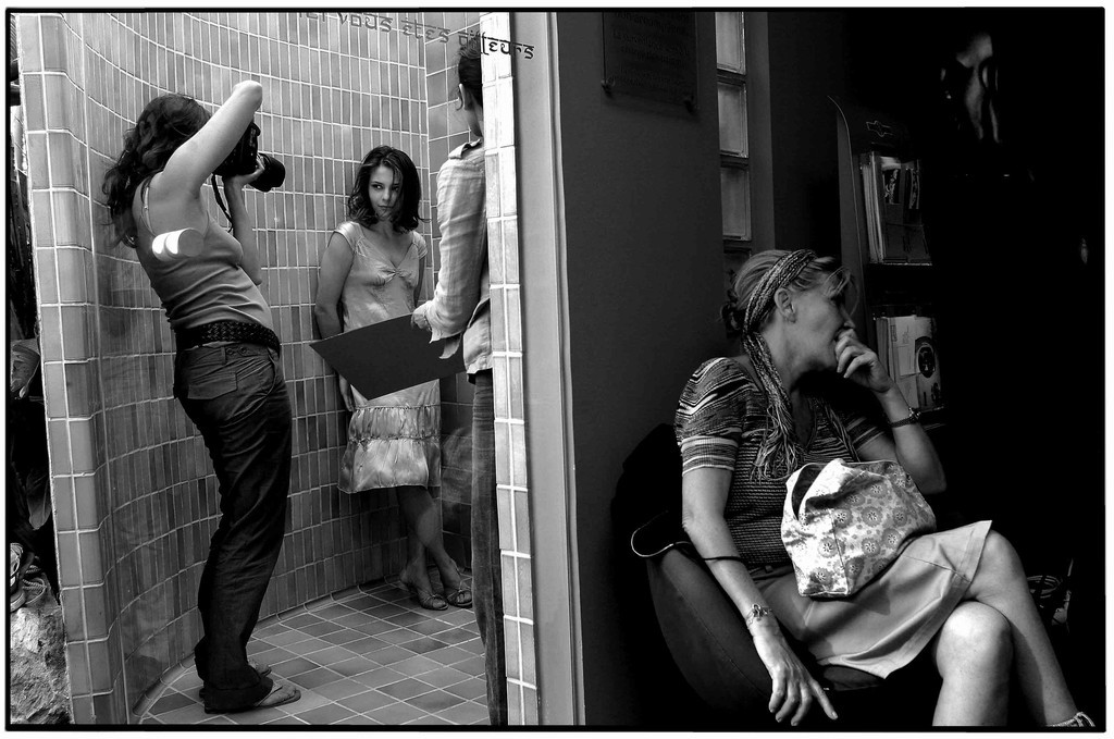 Philippe Antonello – Dietro le quinte de Il caimanohttps://www.exibart.com/repository/media/eventi/2005/07/philippe-antonello-8211-dietro-le-quinte-de-il-caimano.jpg