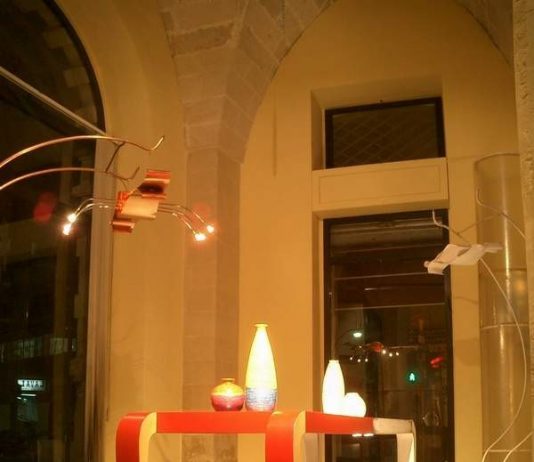 Adalgisa Romano – Bi-color table