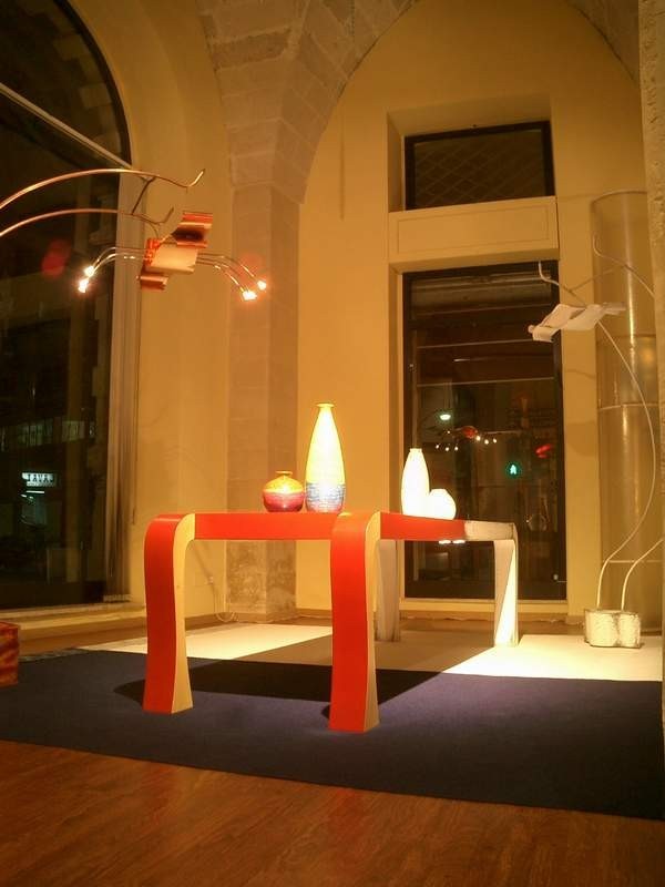 Adalgisa Romano – Bi-color tablehttps://www.exibart.com/repository/media/eventi/2005/09/adalgisa-romano-8211-bi-color-table.jpg