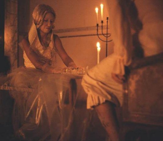 Eleonora Chiesa – Les Perbenistes