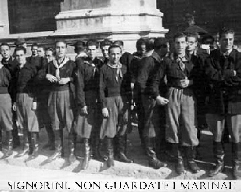 IL = TR – Signorini, non guardate i marinaihttps://www.exibart.com/repository/media/eventi/2005/09/il-tr-8211-signorini-non-guardate-i-marinai.jpg