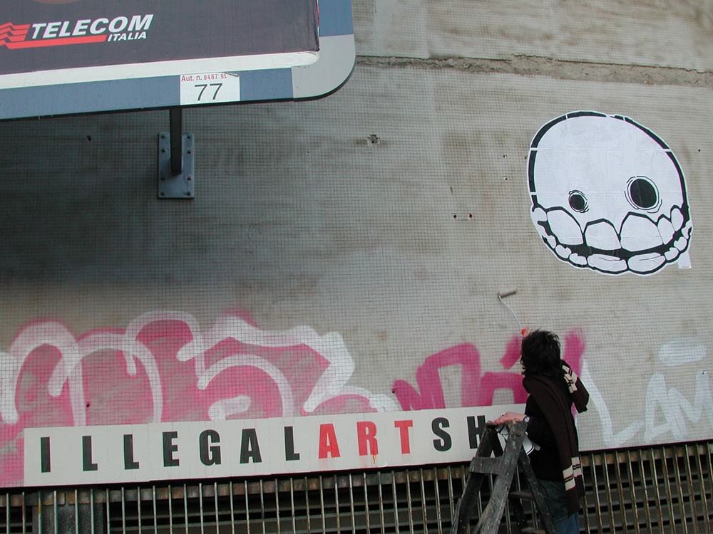 Illegal Art Showhttps://www.exibart.com/repository/media/eventi/2005/09/illegal-art-show.jpg