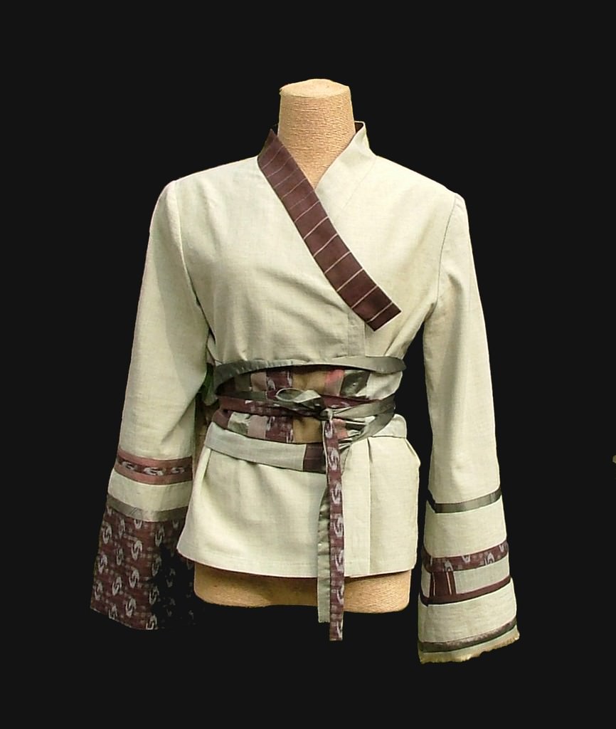 Kimono: tradizione e contaminazionehttps://www.exibart.com/repository/media/eventi/2005/09/kimono-tradizione-e-contaminazione.jpg