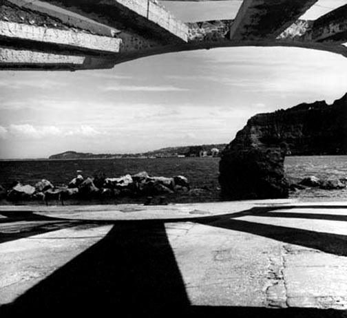 Luciano D’Inverno – Qui i piedi non si posano per terra