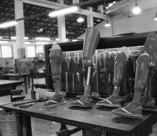 Olivier Fermariello – MFN 5933. Viaggio fotografico attraverso un eterno campo minato