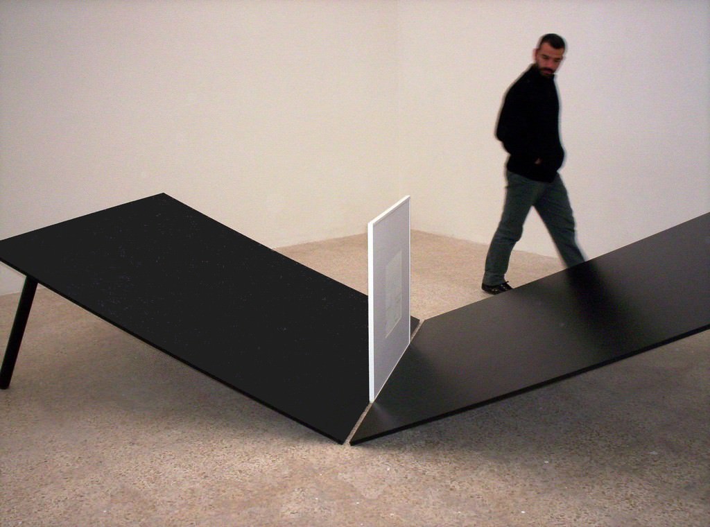 Vincenzo Rusciano – Darkenhttps://www.exibart.com/repository/media/eventi/2005/09/vincenzo-rusciano-8211-darken.jpg