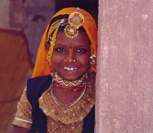 Andrea Carisi – Lo Sguardo del mondo